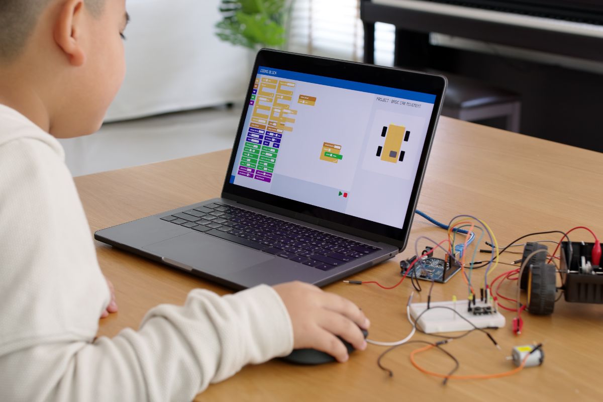Online Coding Courses for Kids